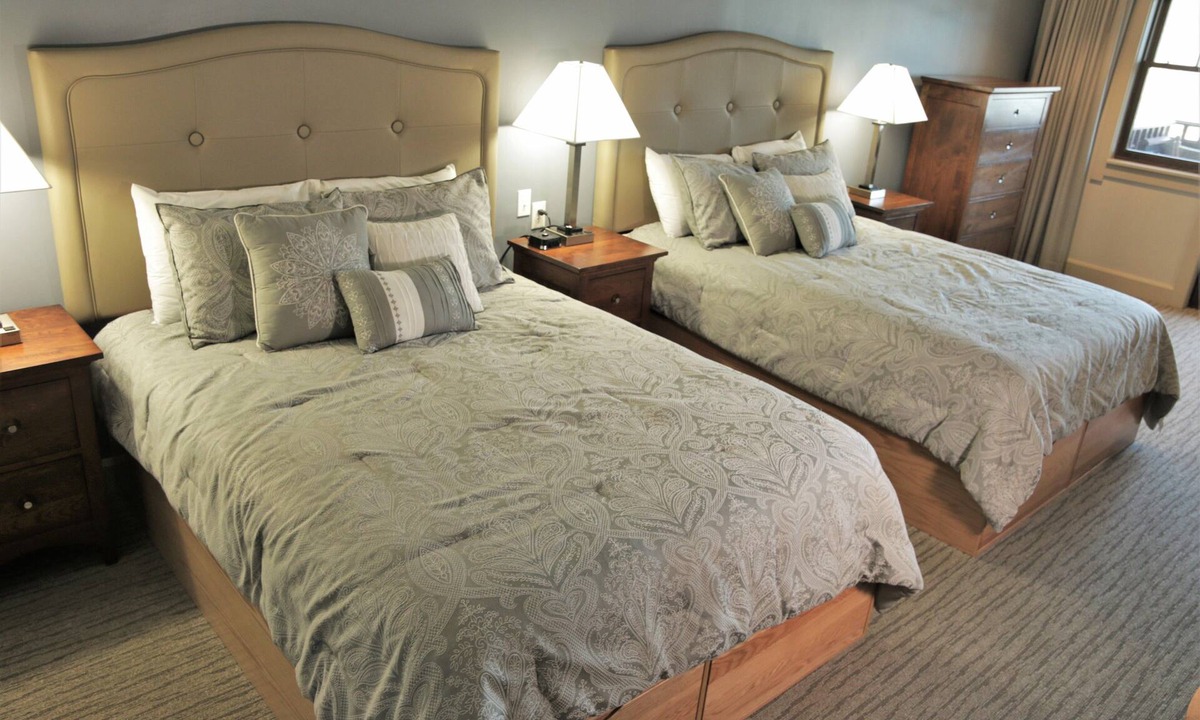 Silver Bay Hotel | Silver Bay YMCA Inn and Conference Center