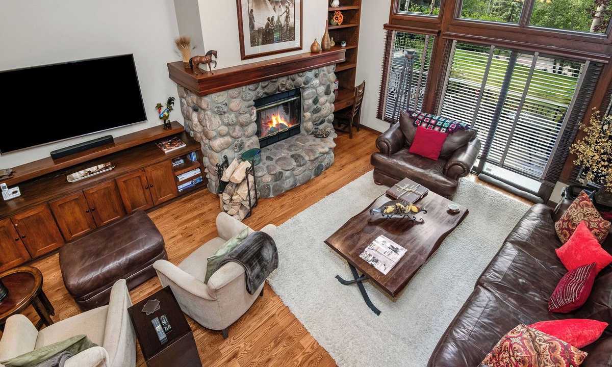 Highlands Townhomes Condo | Ski-In and Out Your Doorstep! Pool/Hot Tub, Great Village Access