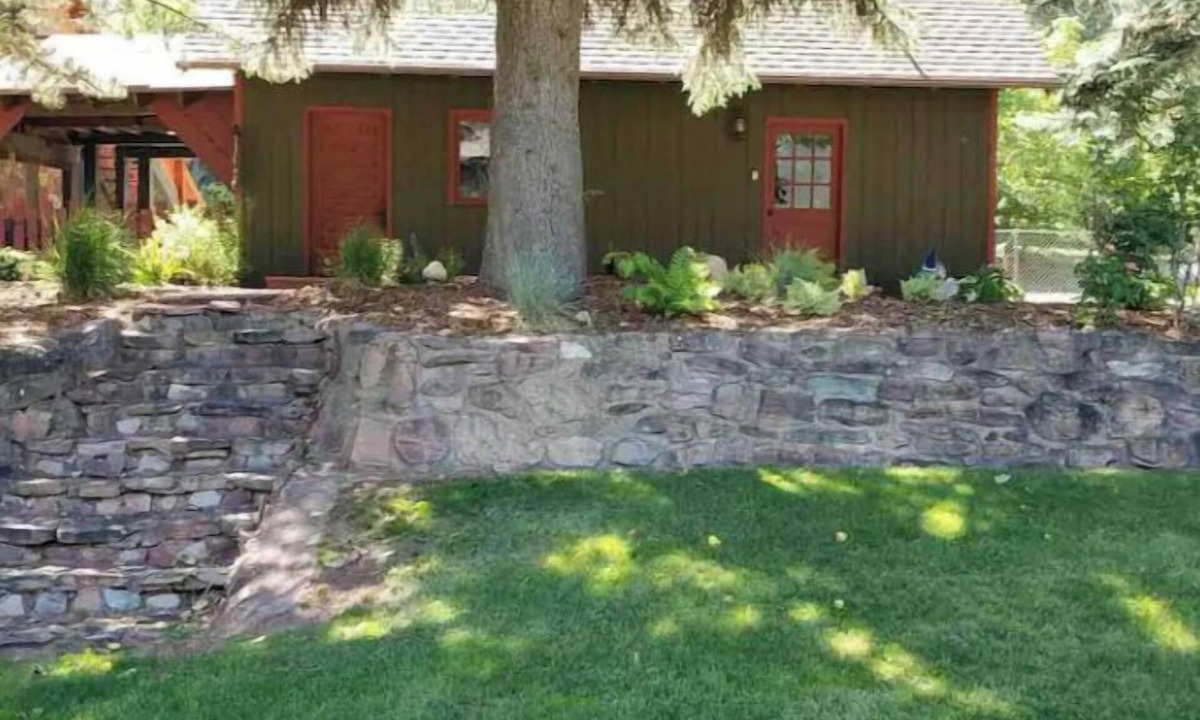 Trimble House | Special Summer Rates for Cute & Cozy Guest Apartment