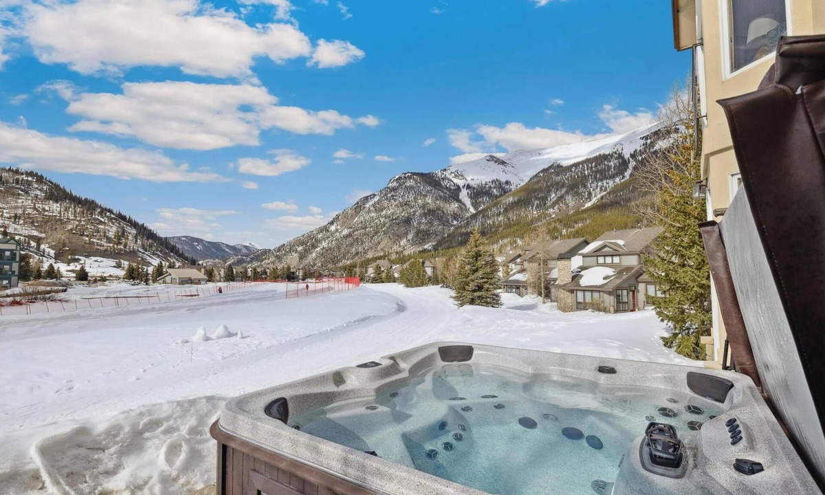 East Village at Copper House | SPECTACULAR Ski-In/Out House on Golf Course! Private Hot Tub w/Mountain Views!