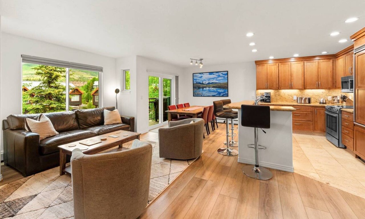 Mountain Village Condo | Stellar Views- Easy Trail and Lift Access-3 Bed/Bath Townhome-Free Transportation