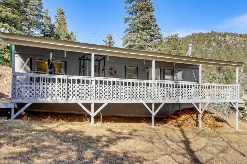 Rye House | Steps to Lake Isabel & Trails! Mtn-View Hideaway