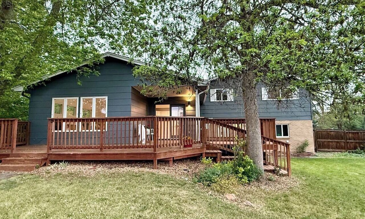 Littleton House | Sunny Retreat with Stunning Golf Course Views