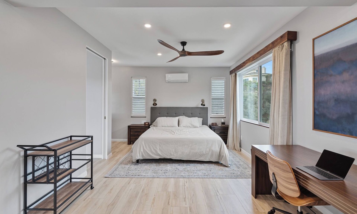 Vista House | Sunset House: 2BR Hilltop Home with Views + Lux Baths; Beaches, Safari Park