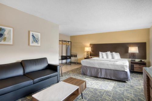 Montrose Hotel | SureStay Plus by Best Western Montrose