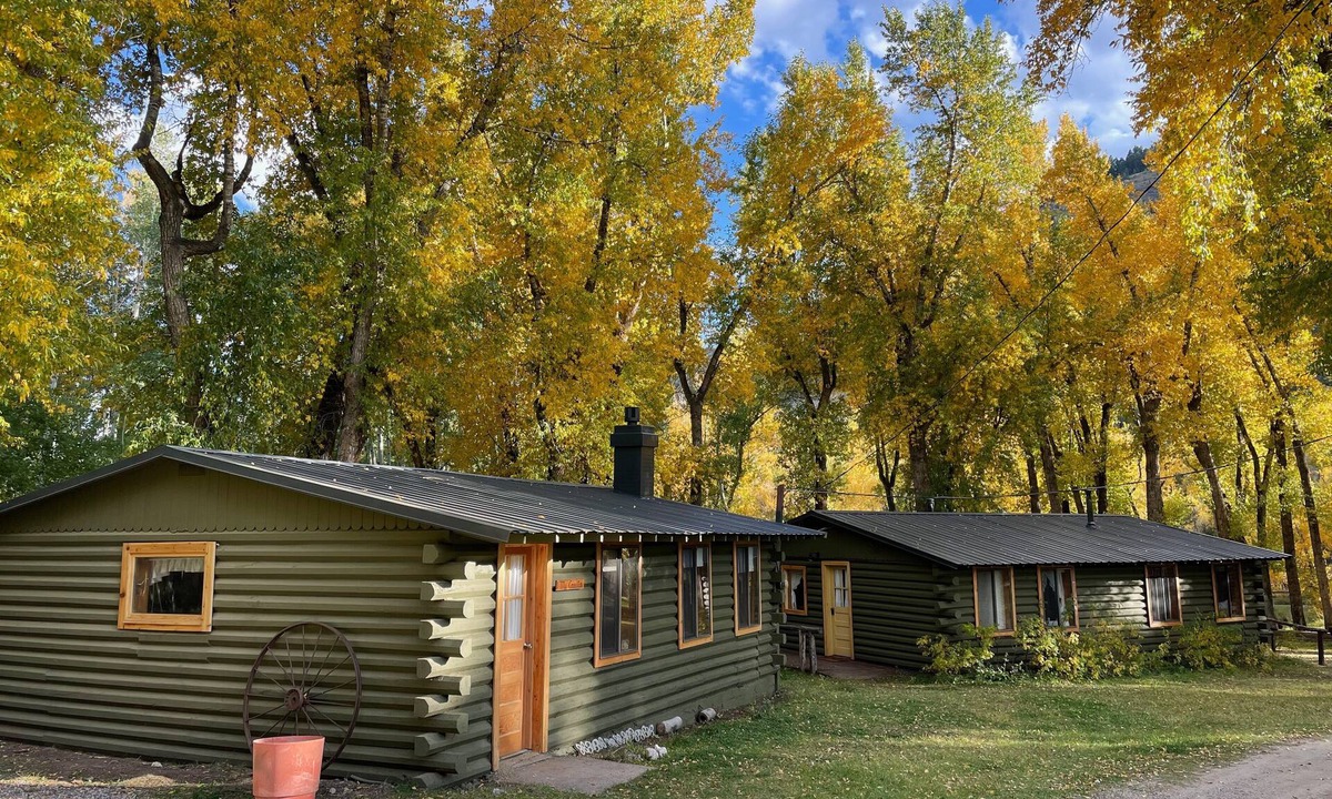 Salida Cabin | TATA River Cabins- group getaway