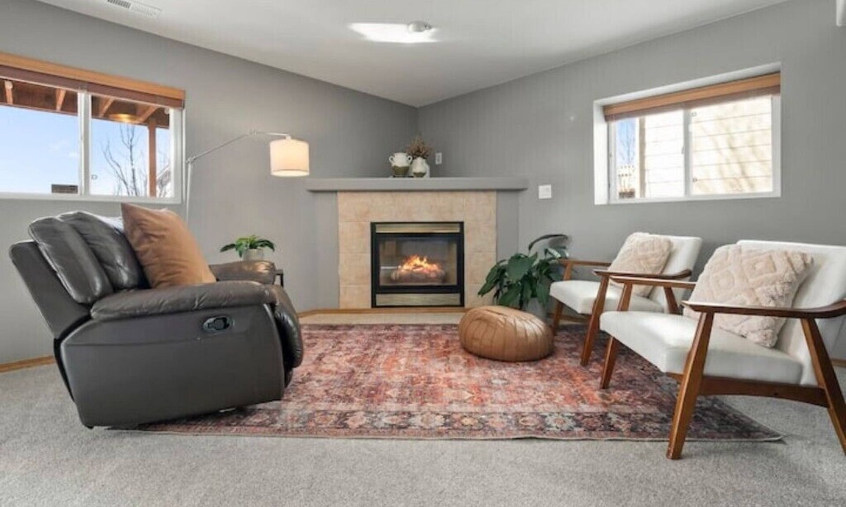 Briargate Apartment | The Dwelling Place- Spacious 2BR Fireplace Big TV Private Lower Level Two Parks