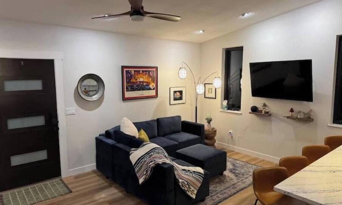 Berkeley Apartment | The Green House - Luxury Apartment in the Tennyson Street Area