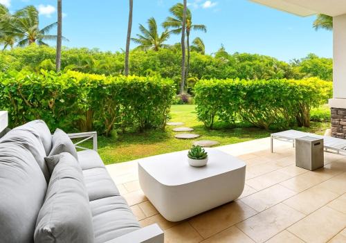 Montage Kapalua Bay Apartment | The Resort at Kapalua Bay Ocean View Villas KBM Resorts 2 Units 6 Bedrooms MON ML-3818