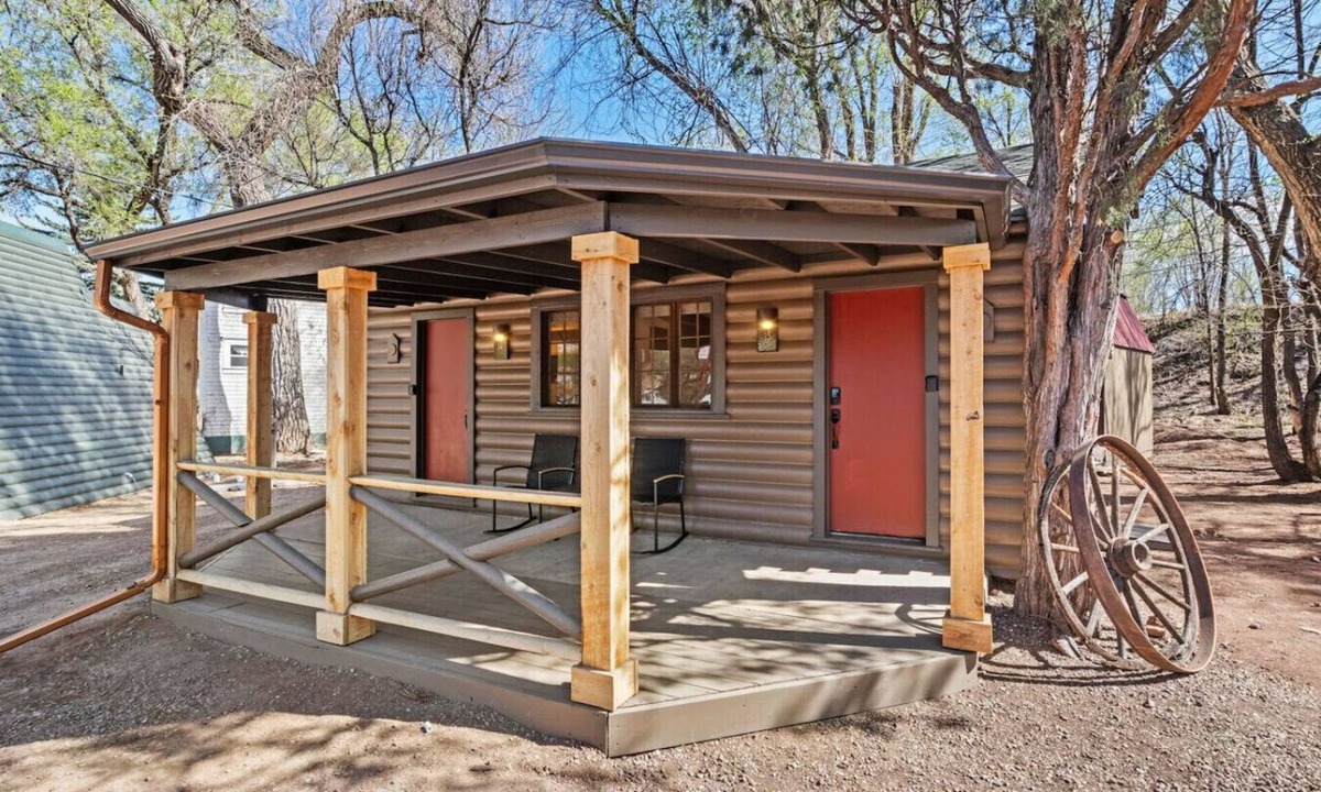 Colorado Springs Cabin | Timber Lodge Cabin #13
