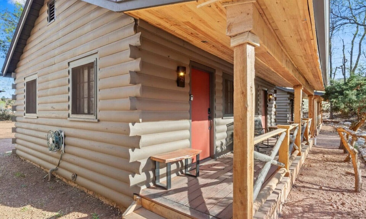 Colorado Springs Cabin | Timber Lodge Cabin #28