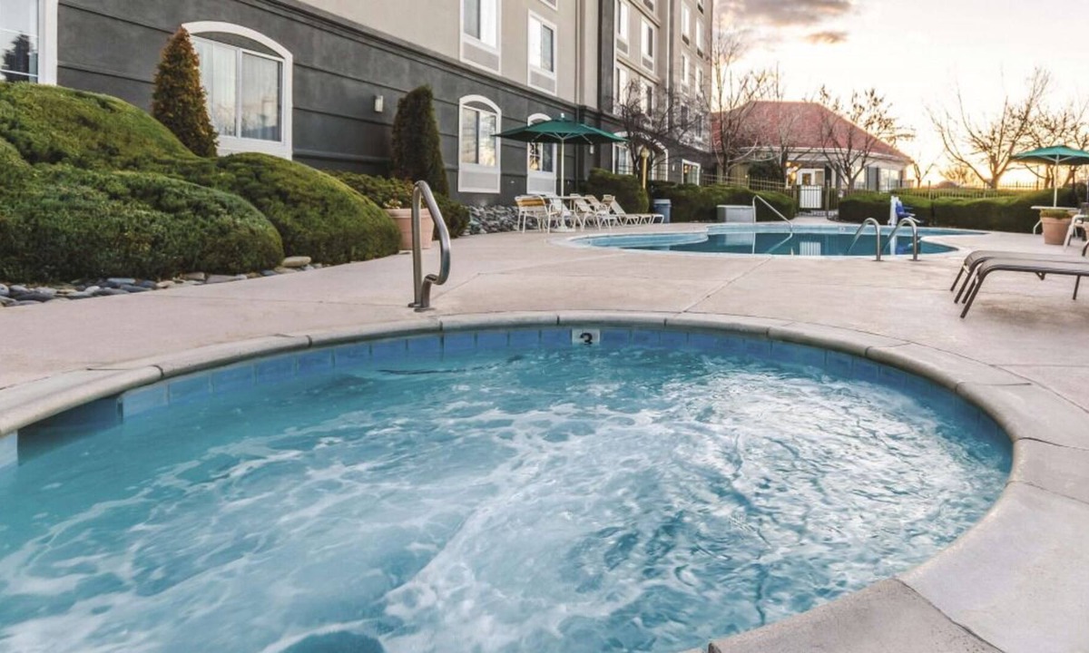 Grand Junction Hotel | Two Non-smoking Rooms w/2 Double Beds at La Quinta Inn by Wyndham Grand Junction