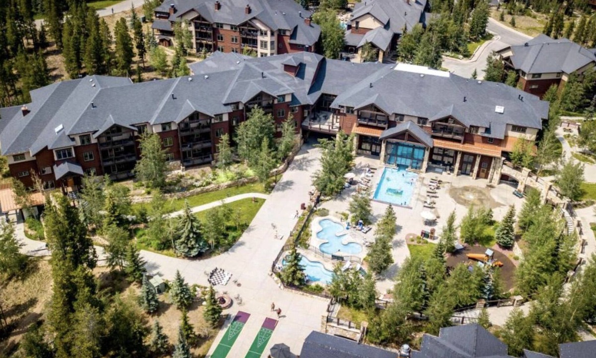 Peak 9 Hotel | Ultimate stay at Grand Timber Lodge, Breckenridge's Best Ski-In, Ski-Out Resort!