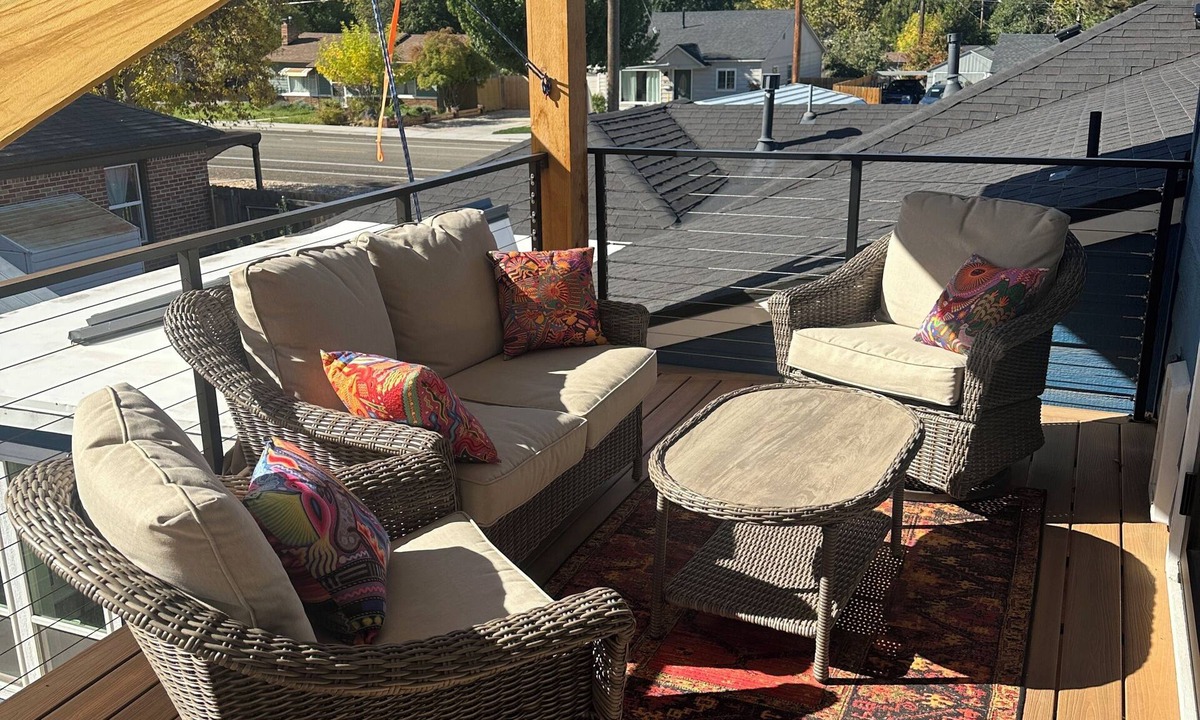 Depot Bench House | Upstairs, downtown Boise, private, close to green belt and Boise State.