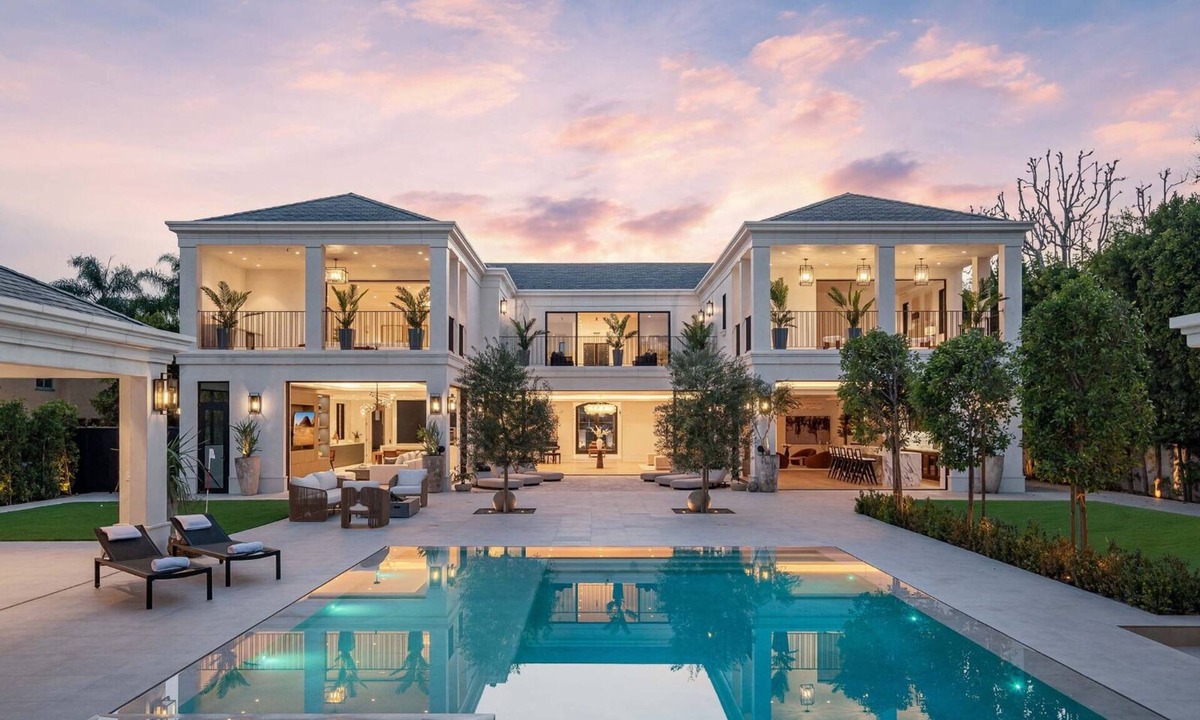 Beverly Hills Villa | Villa Royale by LuxJB 🏆 Beverly Hills Mansion 🏆 Pickleball & Basketball Court