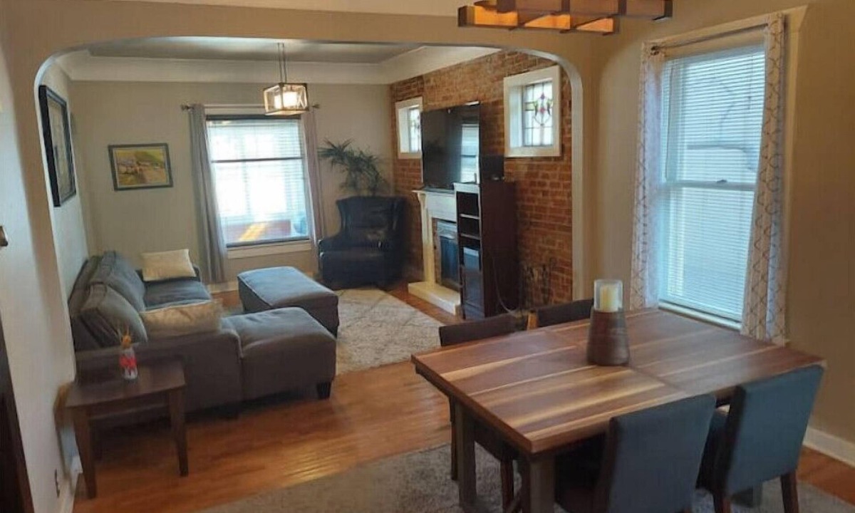 Washington Park West House | Washington Park Bungalow with hot tub!