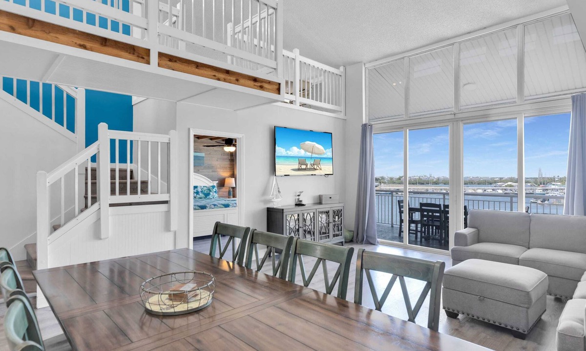 Meadows Condo | Waterfront Dock Pool Pet Friendly Near Duval St