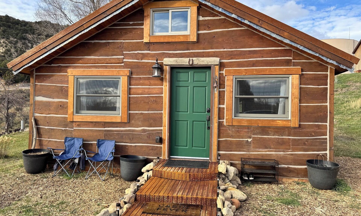Meeker Cabin | Whispering Cabin in Meeker