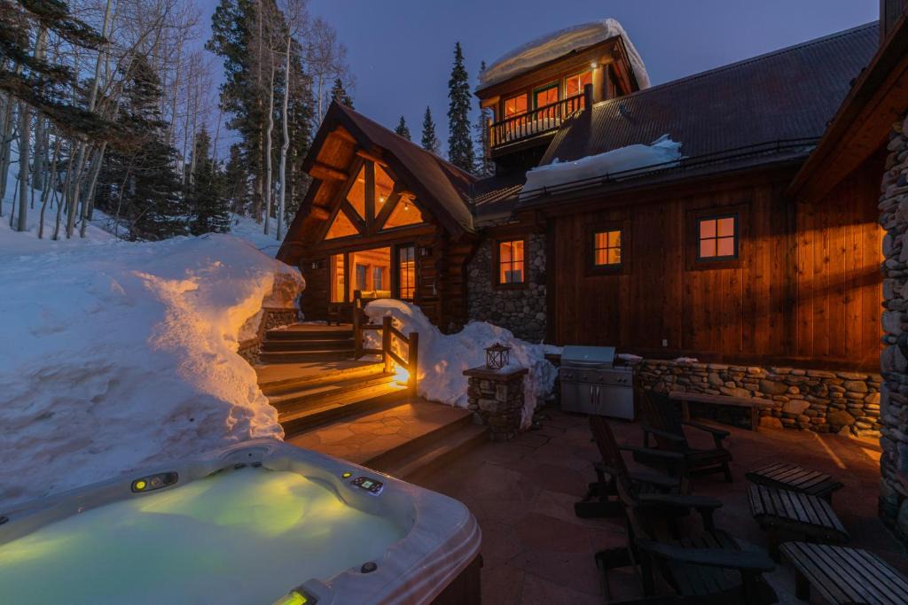Mountain Village House | Winterfell telluride - Slopeside Ski In Ski Out Access - 5bd, 4.5ba, sleeps 13