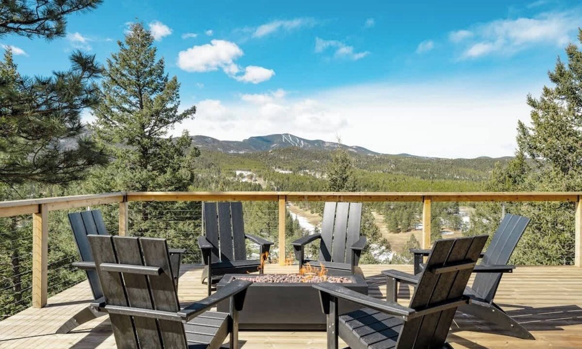 Evergreen Meadows Cabin | Wonder Lodge: Mountain Views, Hot Tub & Fire Pit