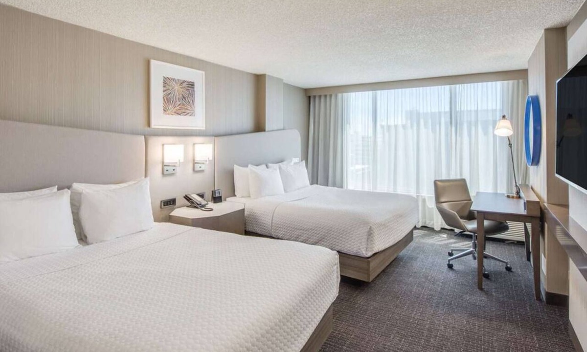 Downtown Denver Hotel | You Found it! 2 Comfortable Units and Close to Denver Art Museum
