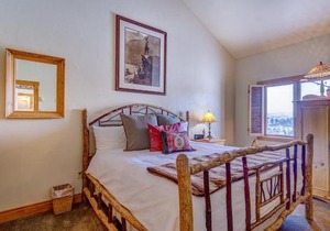 Bear Claw 510 - Ski-in Ski-out Condo! in Steamboat Springs