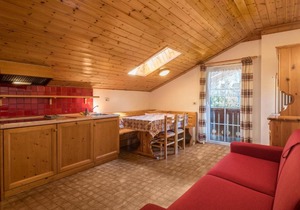 Casa Lorenz 4 in Canazei