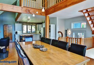 Chalets Alpins - 38 Chemin des Skieurs in Stoneham-et-Tewkesbury