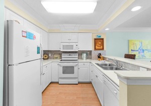 Gorgeous 2 bedroom condo with a balcony by the beach! | Laguna Keyes - 701 in North Myrtle Beach