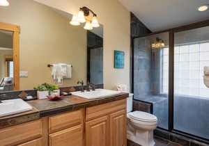 Sweeping Valley Views | Spruce Ridge 714H | Ski Getaway | Families Welcome! in Fraser