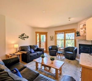 Tenderfoot Lodge 
