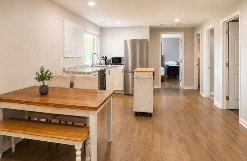 Arvada Plaza Area House | 1,100 sf Spacious Cozy 2BR Near Denver DT, Red Rocks, and Rockies!