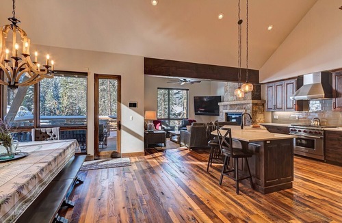 Breckenridge House | 1.5 mi to Gondola/Town, 5-Star Perfection, Views