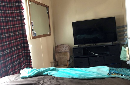 Golden House | 1-bed mobile home with AC, pool,&gym.10 min to Red Rocks 20min Evergreen or City