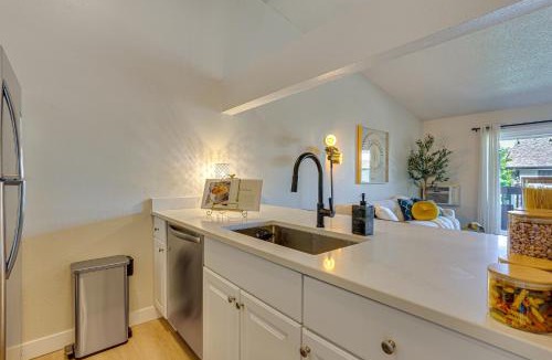 Castle Rock House | 1 Mi to Dtwn: Condo w/Pool Access in Castle Rock
