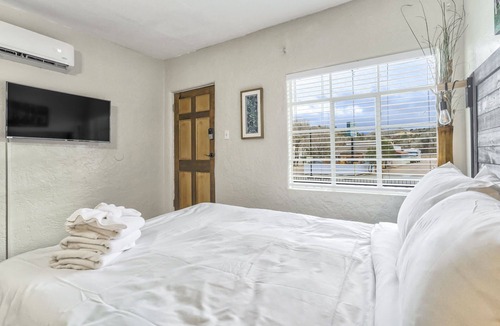 West Colorado Springs Apartment | 1BD Suite Trails & Garden of the Gods Dogs Welcome
