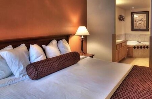 Four O'Clock Resort | 2/2 Grand Timber Lodge Resort/Spa, Hot Tub,-Ski/In/Out