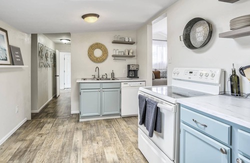 West Colorado Springs House | 2BD 1 Mile to Garden of the Gods Traveler's Home