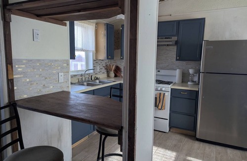 Hooper House | 3-bedroom mobile home in pleasant Hooper with AC comfort and handicap ramp