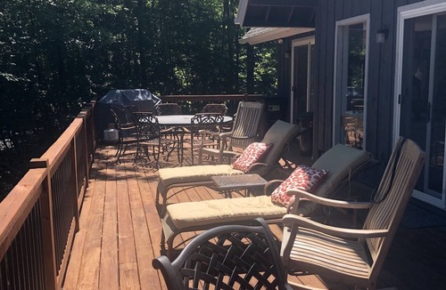 Bolton Landing House | 3 bedrooms plus 1 loft bedroom 2.5 bath Beautiful Lake View Retreat