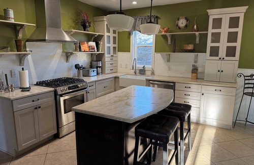 Canon City House | 3 blocks to Whitewater Festival & Royal Gorge Train; Quiet, Cozy Victorian Home