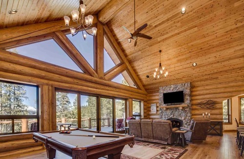 Breckenridge Park Estates House | 3 Mi to Slopes: Breck Cabin w/Hot Tub & Views