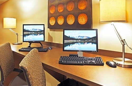 Denver West Hotel | 3-Star Hotel ∙ Denver Marriott West