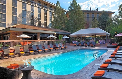 Denver West Hotel | 3-Star Hotel ∙ Denver Marriott West