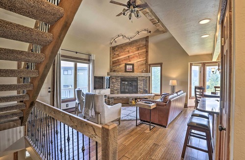 Fraser Apartment | 3-story Home w/Balcony ~ 6 Mi to Winter Park!
