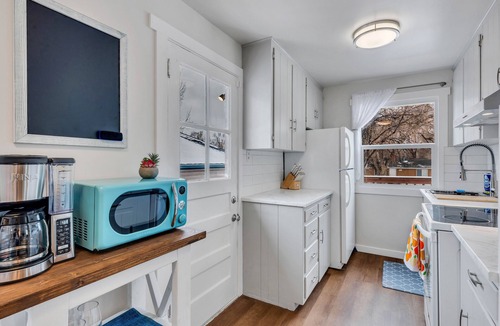 Central Colorado Springs Apartment | 30 Day Stay Comfortable Home Close to Everything