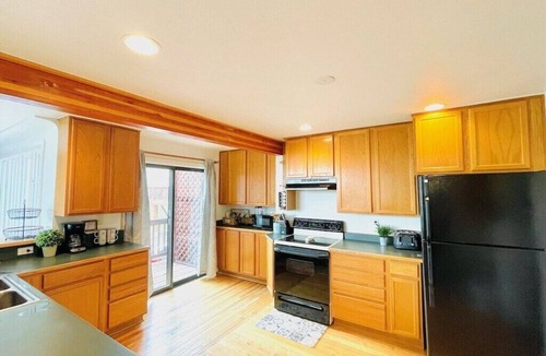 Durango House | 3BR Guest Home with Mountain Views, Large Deck