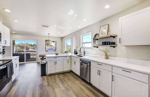 Pueblo West House | 3BR Retreat with Hot Tub, Deck, Fire Pit,Sleeps 10