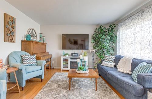 Lakewood House | 4 Mi to Hwy Access for Mtn Fun: Family Getaway!