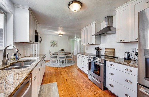 Arvada House | 4 Mi to Olde Town Arvada! Dog-Friendly Home, Yard